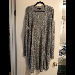 Banana Republic bloc& white XL long cardigan